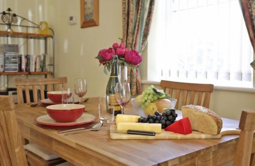 Aldeburgh Apartment | 2 Coastguard Court