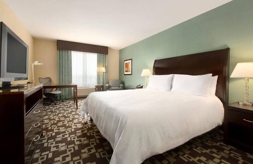 Cartersville Hotel | 2 Connecting Suites at a Hotel