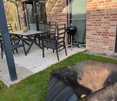 Sehestedt House | 2 einzelne Häuser nebeneinander mit Garten! NEU