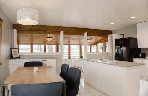 Idaho Falls Cabin | 2 HEISE CABINS- FREE SKIING TO KELLY CANYON INCLUDED