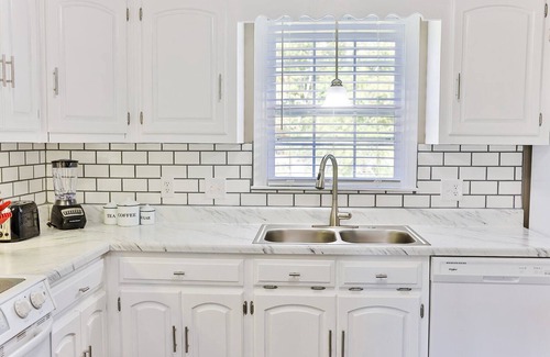 Weaver House | 2 King Bed Master Suites and 1/2 Mile from Chief Ladiga Trails and Elwell Park