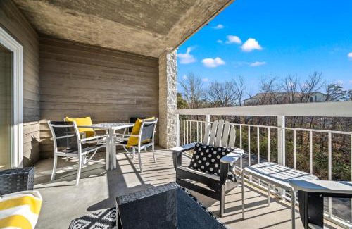 Pigeon Forge House | 2 King BRs Balcony Resort Amenities Free Tix