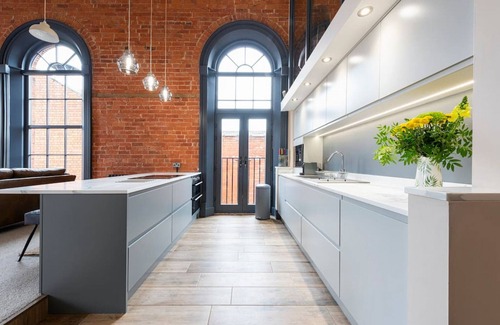 Edwinstowe Condo | 2 luxurious modern style apartments, in the heart of Sherwood Forest