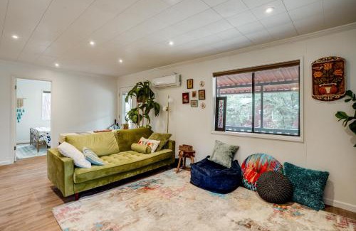 Prescott House | 2 Mi to Arizona Christmas City! Cabin with Fireplace