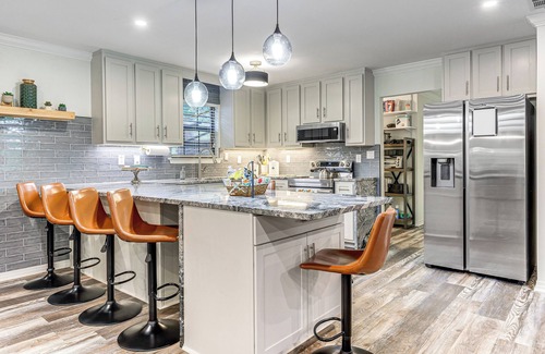 Daphne House | 2 Mi to Bay + Beaches: Home w/Gazebo in Daphne