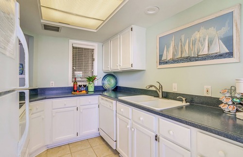 Palmetto Dunes Apartment | 2 Mi to Beach: Hilton Head Condo w/Pool!
