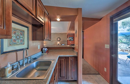 Prescott Cottage | 2 Mi to Courthouse Plaza: Prescott Cottage