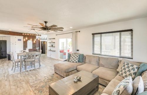 Lake Havasu City House | 2 Mi to Lake Havasu and Dtwn Home with Game Room!
