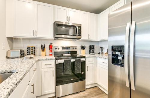 Surfside Beach House | 2 Mi to Shore Newly Built Surfside Beach Gem