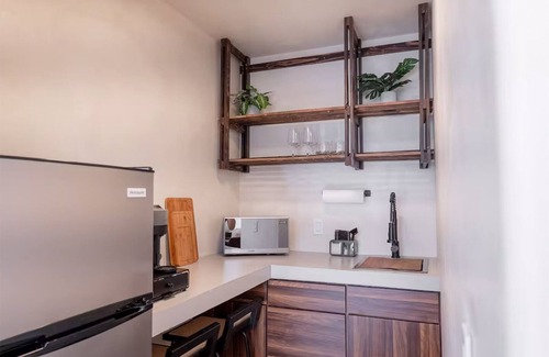 Moreno Valley Apartment | 2 min From Hospitals & Lake - A Modern Bali Studio