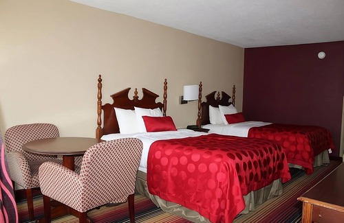 Perry House | 2 Non-Smoking 2 Doubles 1st Floor at FairBridge Inn Express Perry, Pets Allowed!