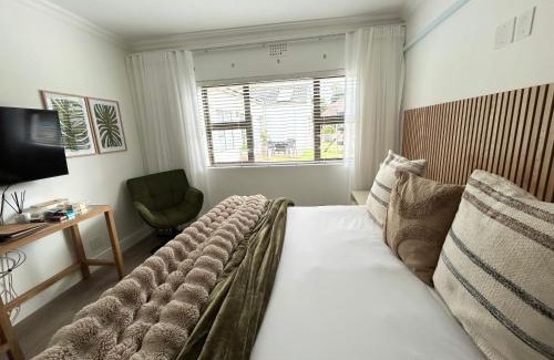 Lakeside House | 2 On Lismore Guesthouse