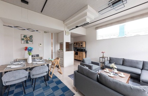 Higashi House | 2 parking spaces availableMax 10 people4 bedroomsWiFiAll rooms airconditioned/Sapporo Hokkaidō