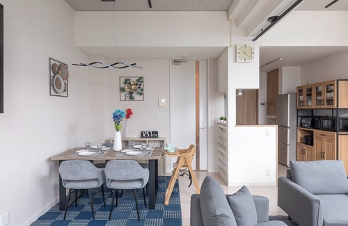 Higashi House | 2 parking spaces availableMax 10 people4 bedroomsWiFiAll rooms airconditioned/Sapporo Hokkaidō