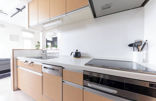 Higashi House | 2 parking spaces availableMax 10 people4 bedroomsWiFiAll rooms airconditioned/Sapporo Hokkaidō