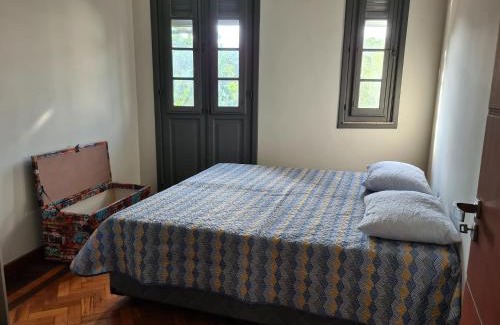 Tijuca Apartment | 2 Quartos com Terraço e Vista para o Maciço da Tijuca - 5min Estação do Metrô - Wi-Fi 75Mbps - Ar Split nos Quartos - Cozinha Completa