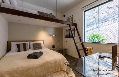 Urca Apartment | 2 Quartos na Urca com Vista para Baia de Guanabara a 700m Pão de Açúcar com Cozinha Completa e Wi-Fi - Bares, Restaurantes e Comércio Local a poucos metros