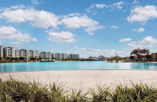 Florida Central Atlantic Coast House | 2 Relaxing Units with Pool View, Pool, Near Museum of Illusions Orlando!