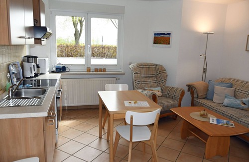 Thesenvitz Apartment | 2-room vacation apartment w. Terrace berth for four - beautiful vacation apartments with