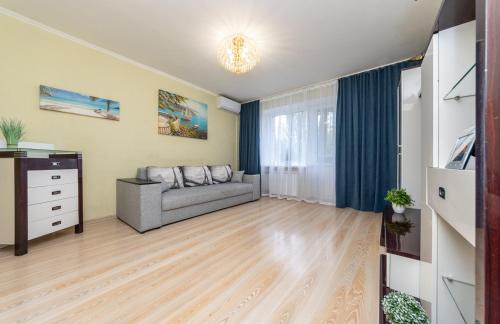 Holosiivskyj Apartment | 2 rooms apartment near metro Teremky