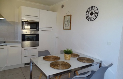 Saint-Raphael Apartment | 2 rooms near beach and shops