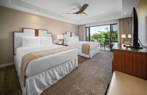 Kaanapali Hotel | 2 Spacious Units with Private Lanais, Outdoor Swimming Pool!