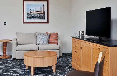 Berkeley Hotel | 2 Units | Bay Area Hotel Stay with Pool & Free Parking