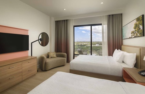 La Romana Hotel | 2 Units | Coastal Hideaway w/Balcony, Outside Pool, Free Parking & Beach Access