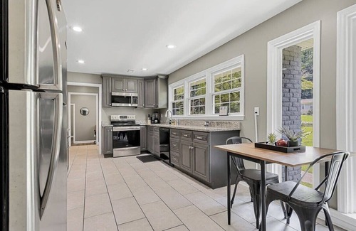 Huntsville House | 2 Units-Pool- Near Dwtn & Arsenal - American Oasis