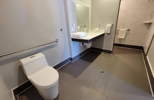 Newhall Hotel | 2 Units with Free Parking! Near Children's Discovery Museum of San Jose