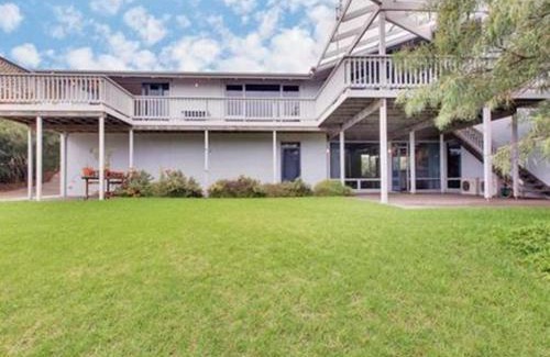 Carrickalinga House | 2 View Court