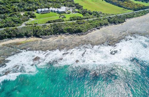 Wongarra Apartment | 2 Whitecrest Great Ocean Road Resort - Ocean Views