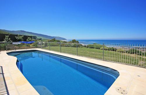 Wongarra Apartment | 2 Whitecrest Great Ocean Road Resort - Ocean Views