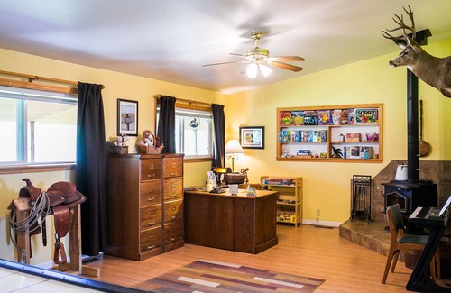 Clark House | 20 acres of property nestled at the foot of the Beartooth Mountains