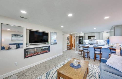 Natrona Apartment | 20 Mi to Pittsburgh: Natrona Heights Apt