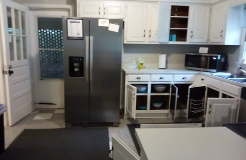 Mobile House | 20 Mins to Downtown! Relaxing Rambler