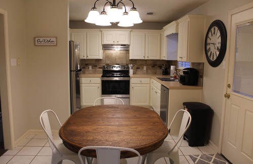 Cabot House | 20 minutes to LRAFB. Spacious home close to shopping & eating. .