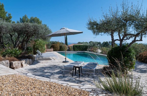 Flayosc Villa | 200 m² Villa ∙ 3 bedrooms ∙ 8 guests