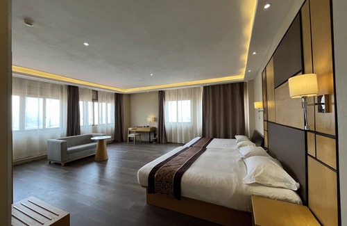 Kigali Hotel | 2000 HOTEL Downtown Kigali