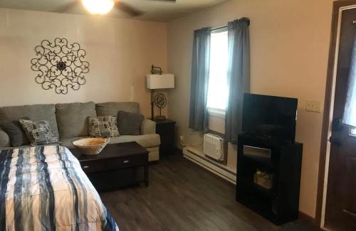 Tomah Apartment | 201 E Veterans St Apt F by Patriot Properties