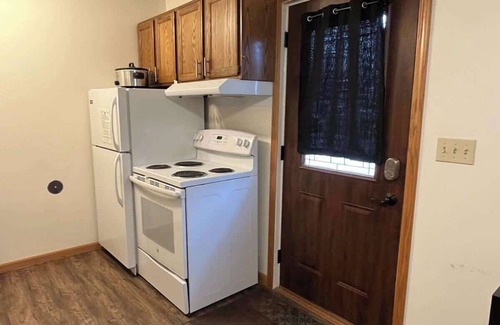 Tomah Apartment | 201 E Veterans St Apt I by Patriot Properties