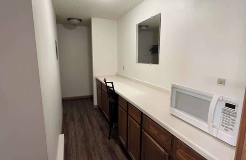 Tomah Apartment | 201 E Veterans St Apt I by Patriot Properties