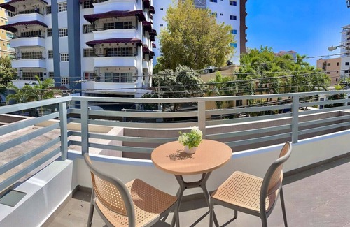 Sarasota Condo | 201 Kaoma XVI · Beautiful Condo in Bella Vista, Full AC, Near All