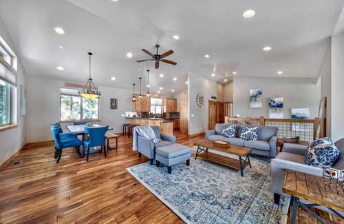 Tahoe Paradise House | 2019 Tahoe Villa 4 Bedroom 2.5 Bath
