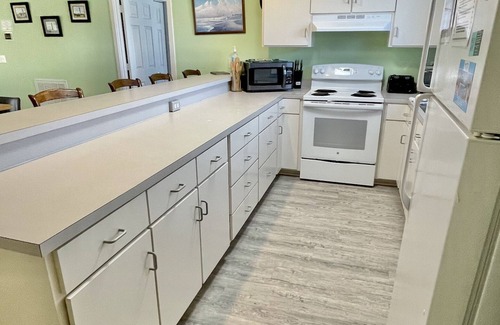 Sullivan's Island House | 2023 UPDATES! Classic Style Sullivan's Island Beach House - ONE BLOCK TO BEACH!