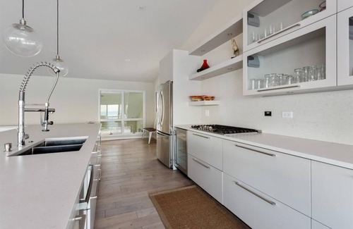 Beverly Shores House | (2025 Open!) Gorgeous Home With Private Pool & Panoramic Lake Views!