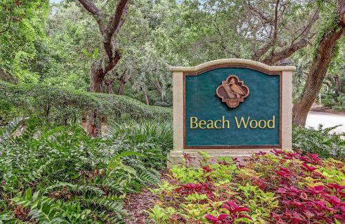 Fernandina Beach House | 2054 Beach Wood