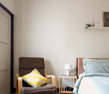 Phlabphla Apartment | 206HiddenNest, Local Room with Street Food only 15 min walk to Skytrain