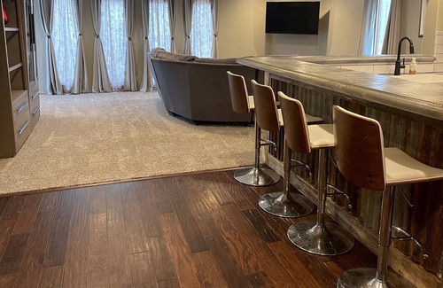 Elkhorn House | 208th and Blondo! Right off Dodge Expressway! Minutes to Village Point Shopping!