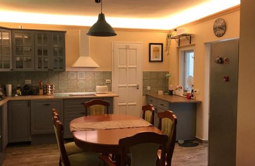 Matraszentlaszlo Apartment | 21 és fél Fenyő Vendégház